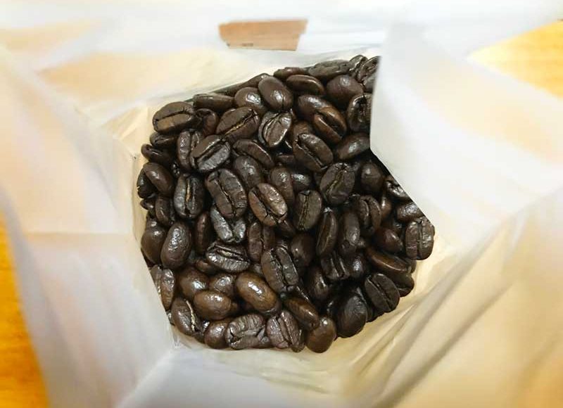 【北鎌倉石かわ珈琲】おかわりコーヒーが半額で1杯目と違う種類の豆も選べる！色々試して気に入った豆を買って帰れるのが嬉しい