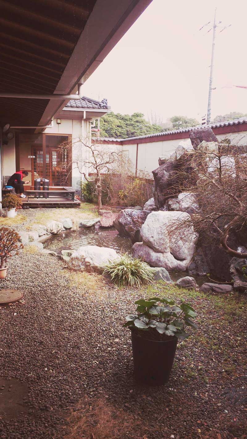 日本庭園風の中庭