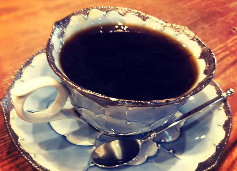 【自家焙煎珈琲・玄】鎌倉若宮大路の静かな穴場カフェ。好きなカップを選べるのが楽しい！