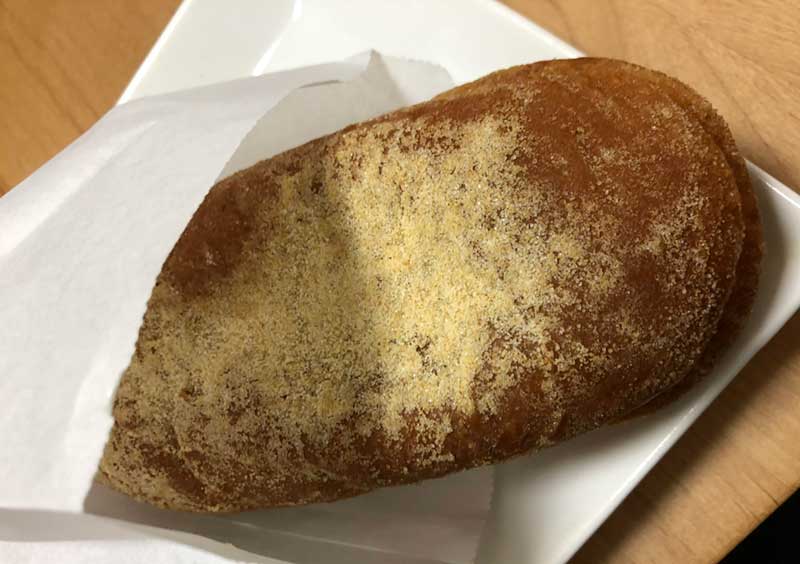 きな粉の揚げパンも美味しい
